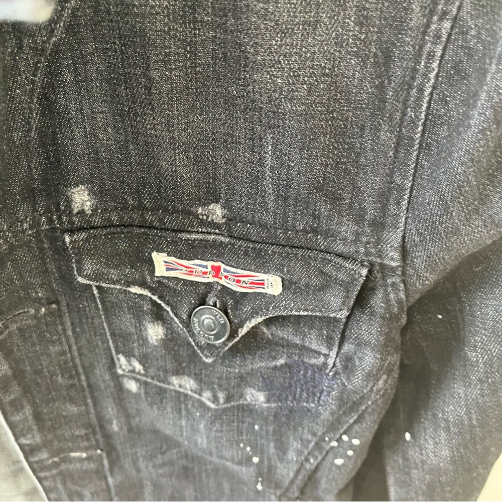 Womens Hudson Trucker jacket

Black distressed

Size S

Buttons

Pockets - Picture 3 of 6
